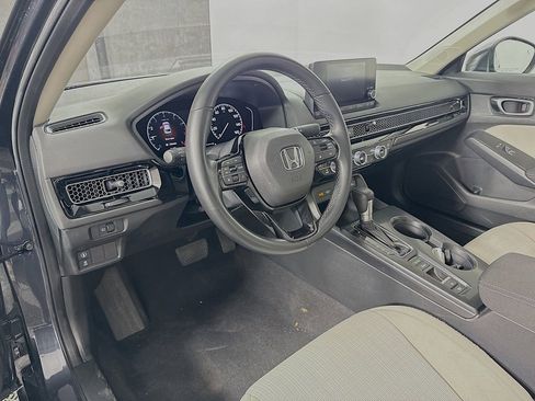 Certified 2023 Honda Civic EX image 9