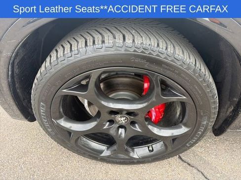 Used 2022 Alfa Romeo Stelvio Veloce image 19