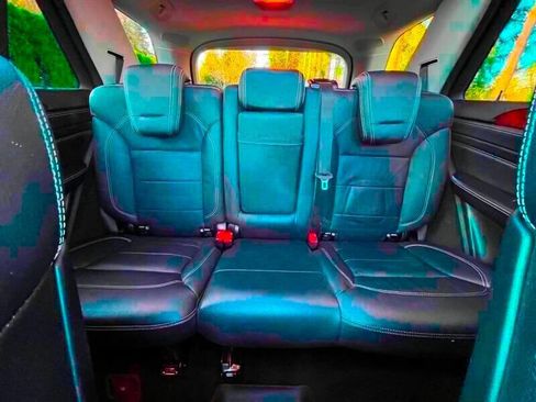 Used 2015 Mercedes-Benz ML 400 ML 400 AWD 4MATIC 4dr SUV image 15