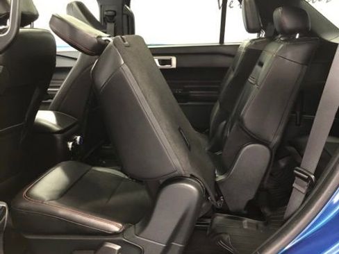 Certified 2022 Ford Explorer ST-Line w/ Class IV Trailer Tow Package image 32