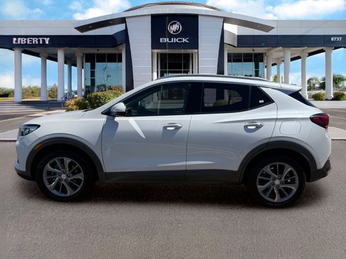 Used 2023 Buick Encore GX Essence w/ Experience Buick Package FWD image 7
