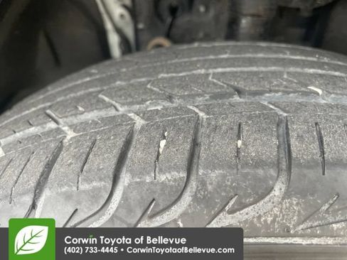 Used 2021 Toyota RAV4 LE FWD image 27