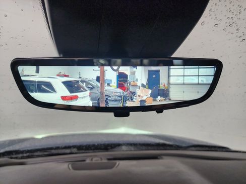 Used 2025 GMC Sierra 1500 Denali Ultimate image 24