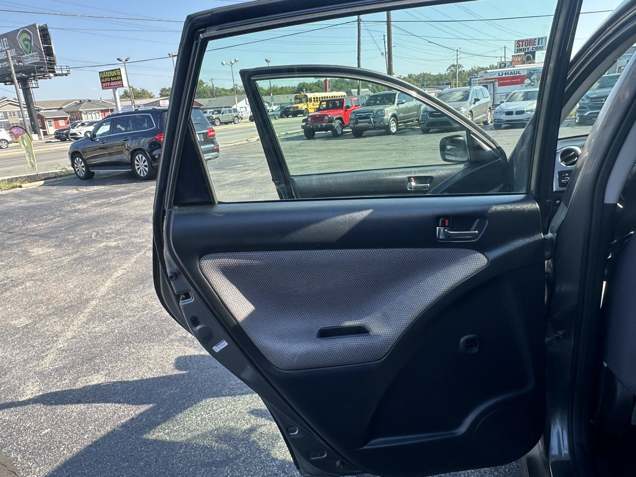 Used 2008 Toyota Matrix FWD image 36