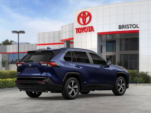 New 2025 Toyota RAV4 SE image 25