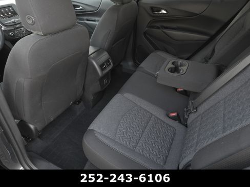 Used 2022 Chevrolet Equinox LT image 25