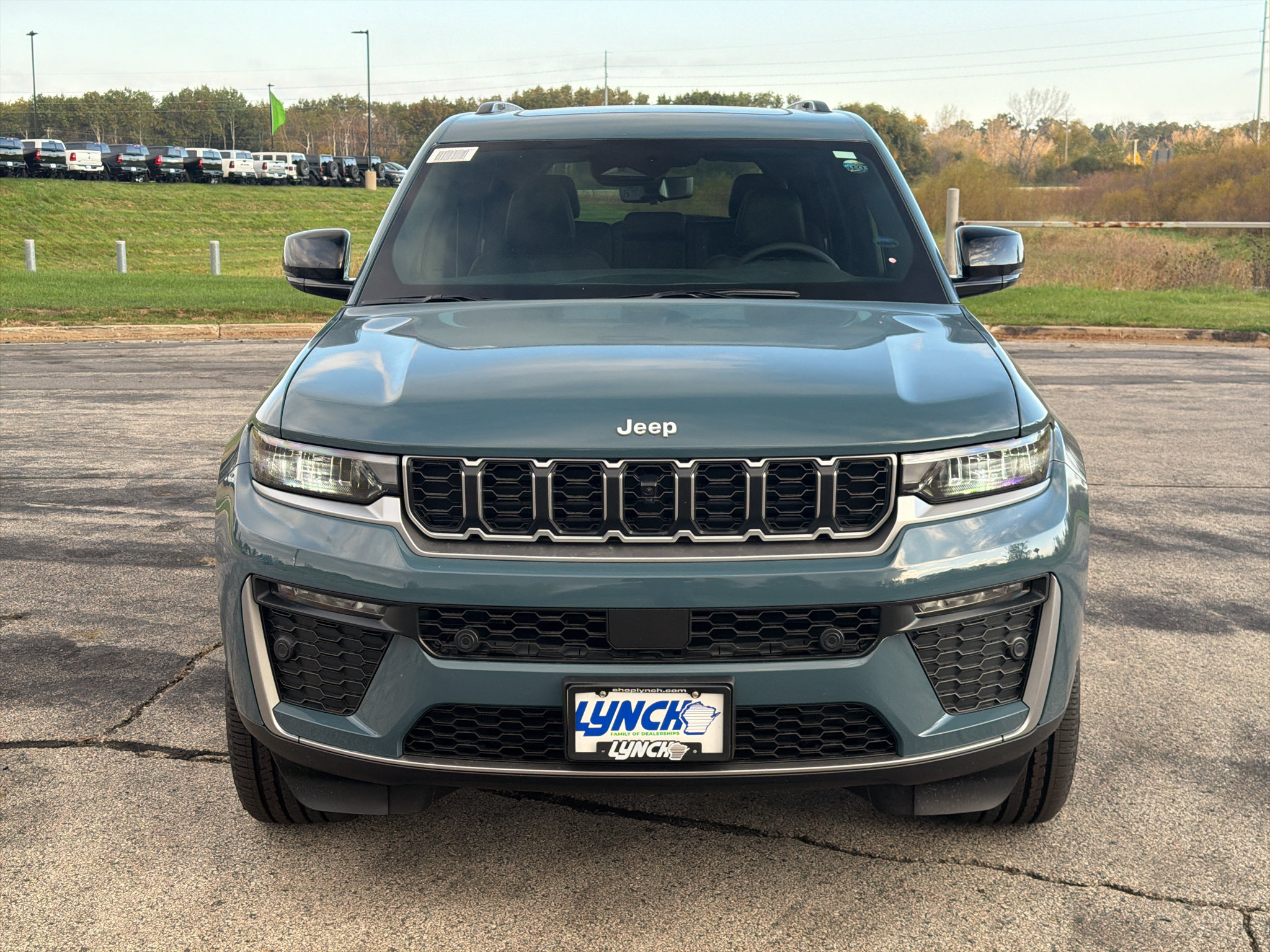 New 2027 Jeep Grand Cherokee Limited w/ Technology Group II AWD/4WD image 7