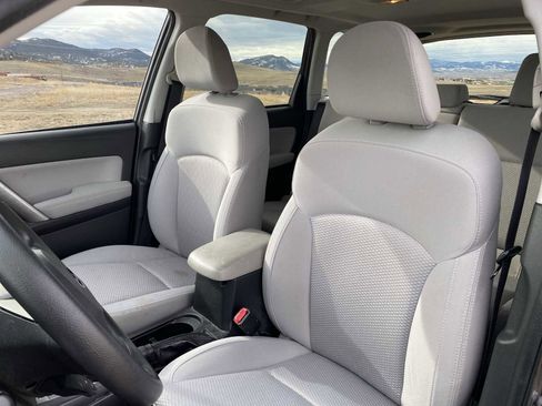 Used 2015 Subaru Forester 2.5i Premium w/ All-Weather Package image 17