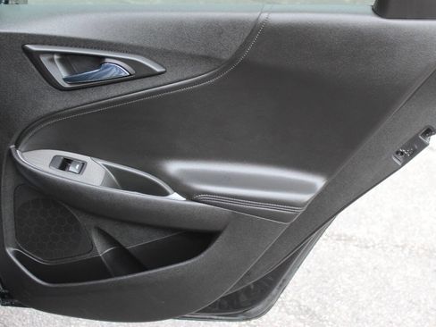 Used 2022 Chevrolet Malibu LT w/ Leather Package image 12