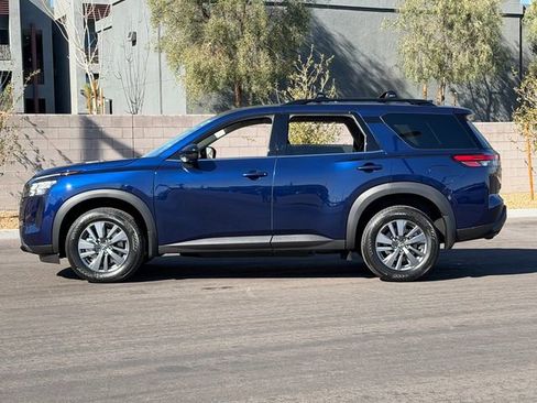 New 2026 Nissan Pathfinder SV image 2