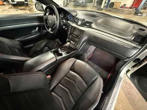 Used 2016 Maserati GranTurismo MC RWD image 28