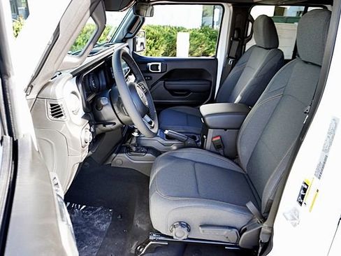 New 2026 Jeep Wrangler Unlimited Sport S image 20