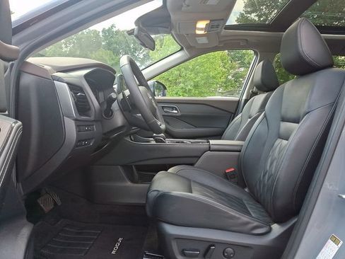Used 2023 Nissan Rogue Platinum w/ Platinum Premium Package AWD/4WD image 14