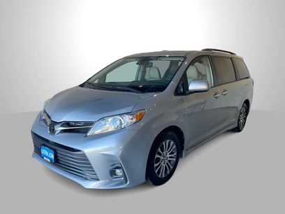 Used 2019 Toyota Sienna XLE