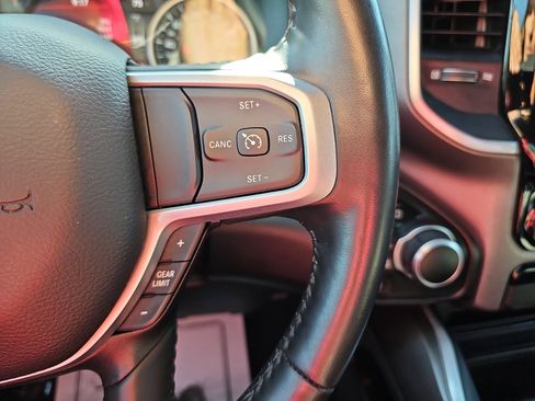 Used 2022 RAM 1500 Big Horn image 36