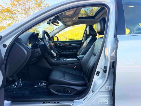 Used 2018 INFINITI Q50 Luxe w/ Sensory Package (Luxe) RWD image 15