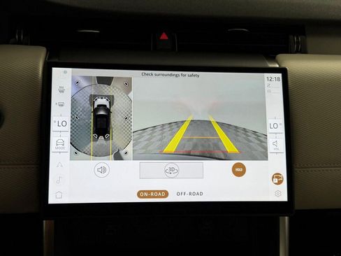 New 2026 Land Rover Discovery Sport Landmark image 26