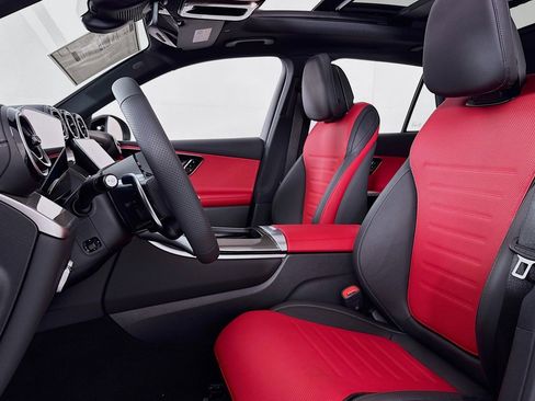 New 2026 Mercedes-Benz GLC 43 AMG 4MATIC image 16
