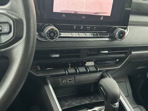 Used 2024 Chevrolet Colorado Trail Boss w/ Advanced Trailering Package AWD/4WD image 24
