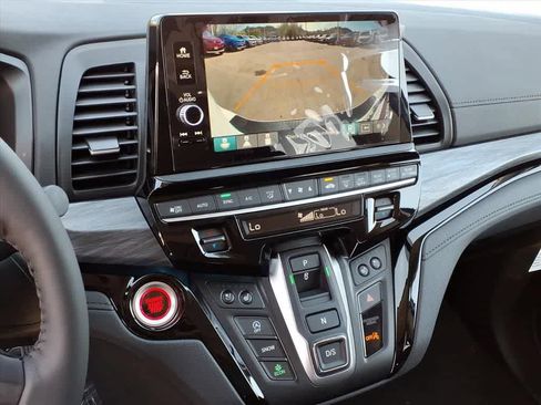 New 2026 Honda Odyssey Elite image 17