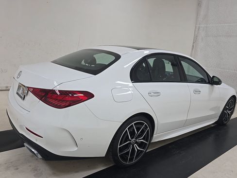 Used 2023 Mercedes-Benz C 300 Sedan image 2