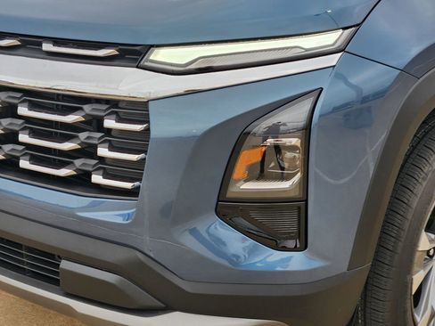 New 2026 Chevrolet Equinox LT FWD image 6