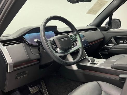 Used 2024 Land Rover Range Rover SE AWD/4WD image 21