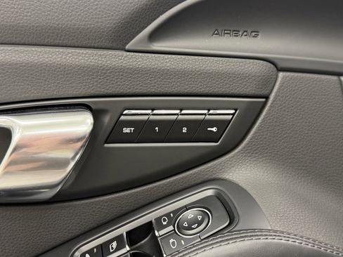 Certified 2016 Porsche 911 Carrera 4S AWD/4WD image 31