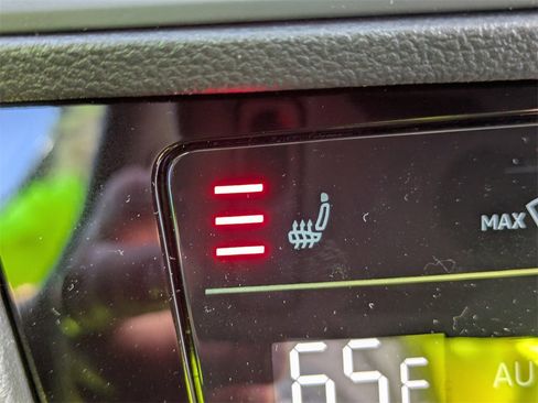 New 2026 Volkswagen Jetta SE image 21