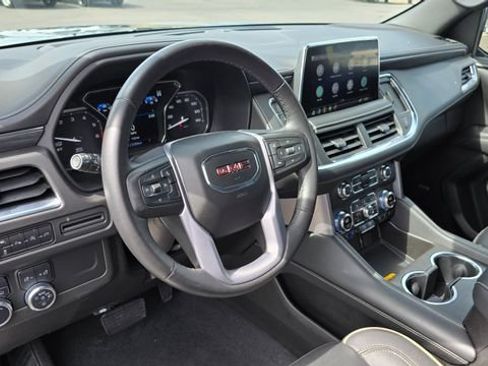Used 2021 GMC Yukon XL SLT image 17