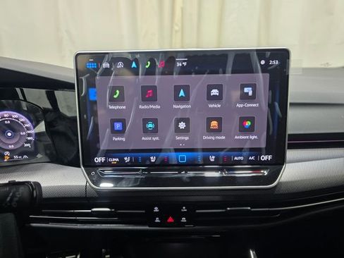 New 2026 Volkswagen Golf image 20