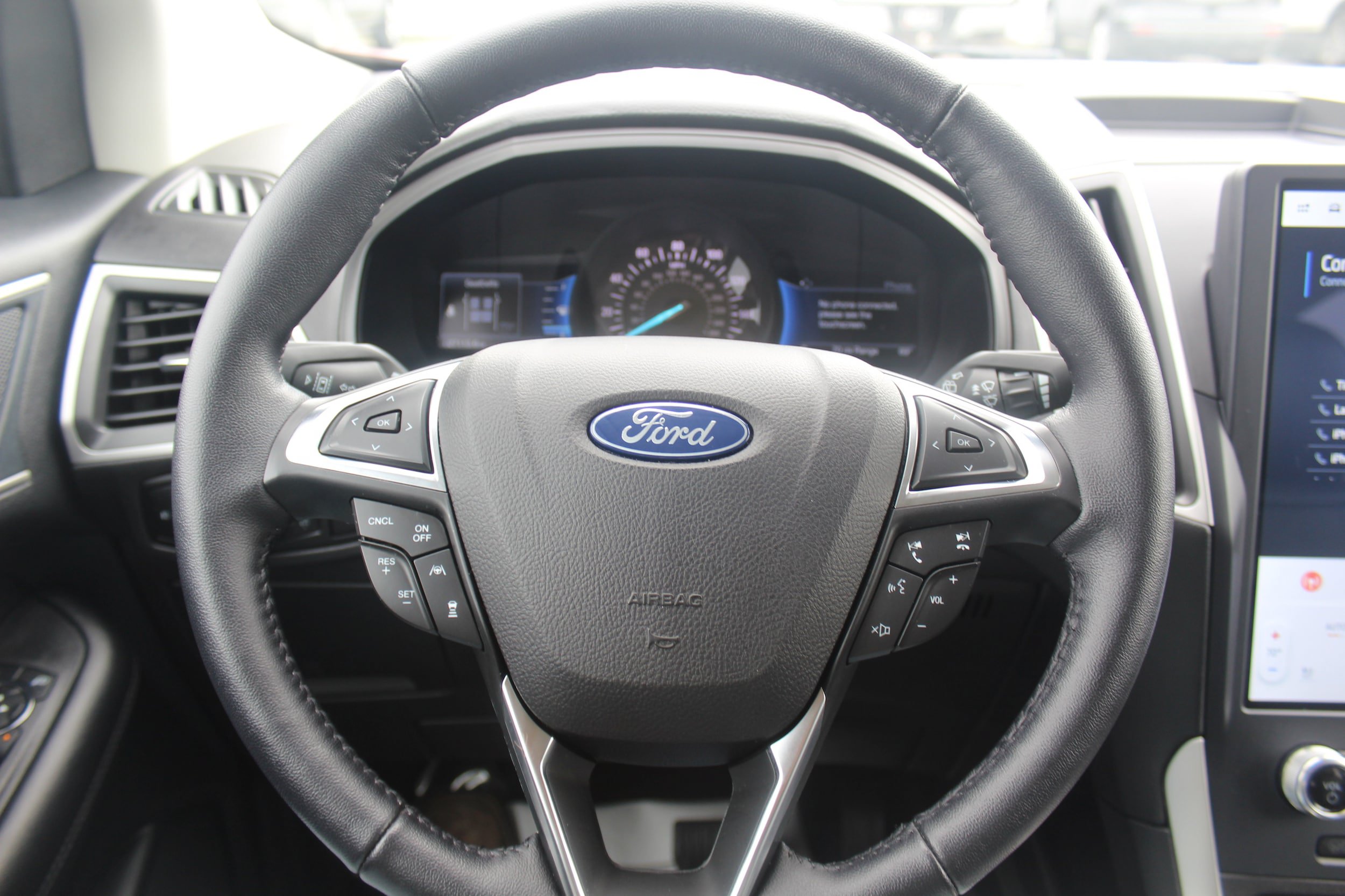 Used 2023 Ford Edge SEL w/ Convenience Package AWD/4WD image 7