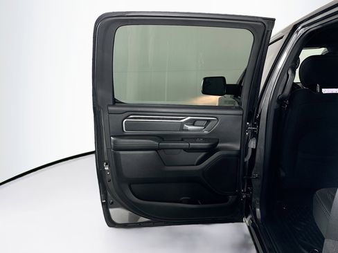 Used 2022 RAM 1500 Big Horn AWD/4WD image 24