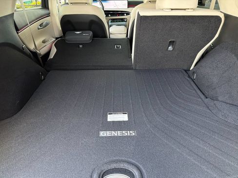 New 2026 Genesis GV70 2.5T Advanced AWD/4WD image 15