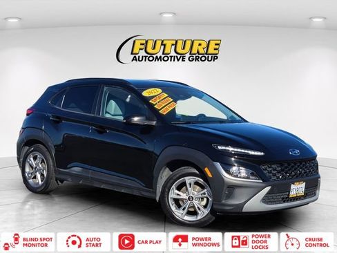 Used 2022 Hyundai Kona SEL FWD image 1