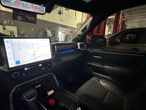 Used 2024 Toyota Tundra Platinum image 19