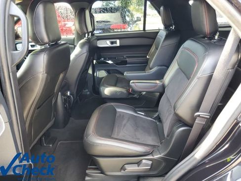 Used 2022 Ford Explorer ST-Line w/ Class IV Trailer Tow Package RWD image 12