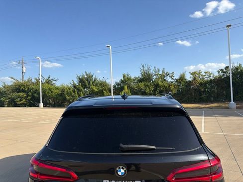 Used 2019 BMW X5 xDrive40i w/ M Sport Package AWD/4WD image 4