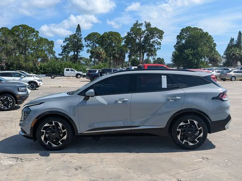 Certified 2023 Kia Sportage SX FWD image 4