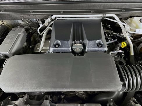 Certified 2024 Chevrolet Colorado Trail Boss w/ Advanced Trailering Package image 32