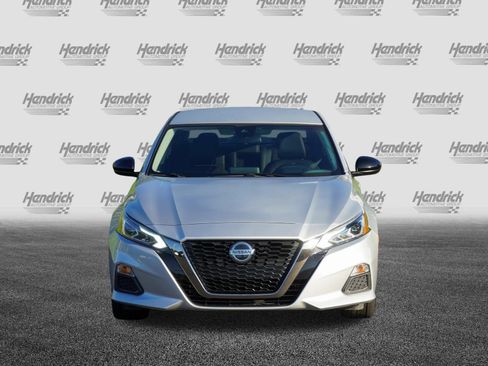 Used 2022 Nissan Altima 2.5 SR AWD/4WD image 3
