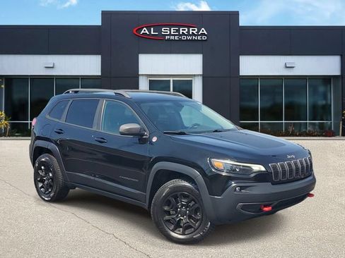 Used 2019 Jeep Cherokee Trailhawk w/ Comfort & Convenience Group AWD/4WD image 1