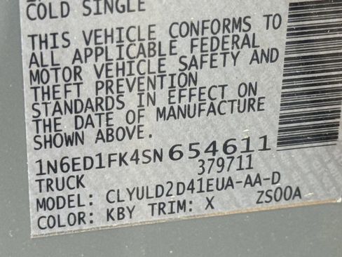 Used 2025 Nissan Frontier PRO-4X image 31