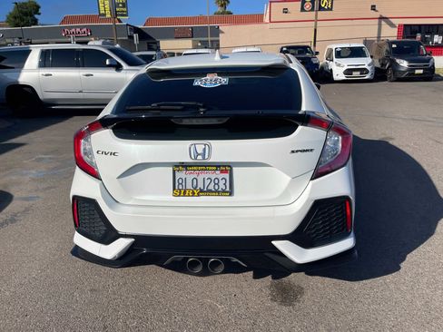 Used 2019 Honda Civic Sport image 4
