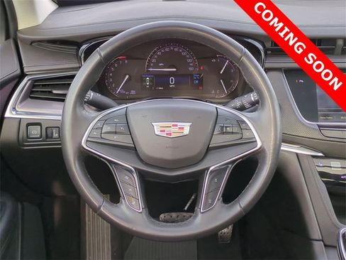 Used 2018 Cadillac XT5 Luxury w/ Driver Awareness Package image 24
