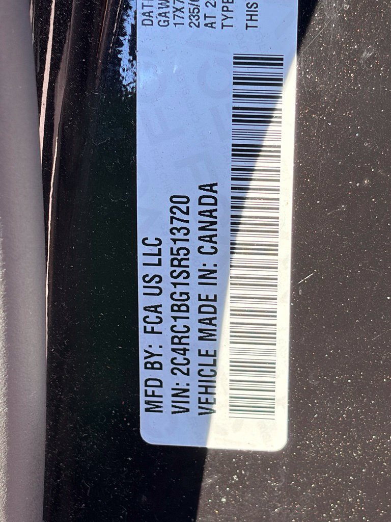 Certified 2025 Chrysler Pacifica Select FWD image 19