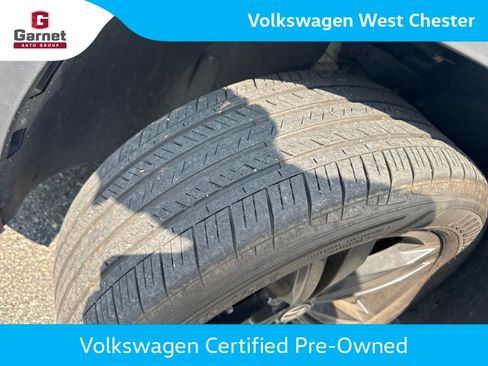 Used 2023 Volkswagen Atlas Cross Sport SEL R-Line AWD/4WD image 13