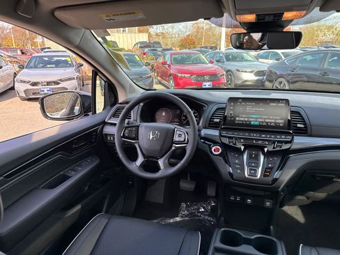 New 2026 Honda Odyssey Elite image 36