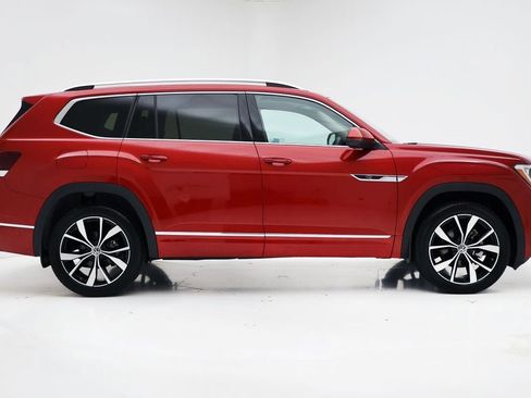 Used 2025 Volkswagen Atlas SEL Premium R-Line image 3