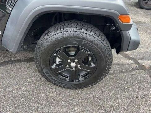 Used 2021 Jeep Wrangler Unlimited Sport image 13